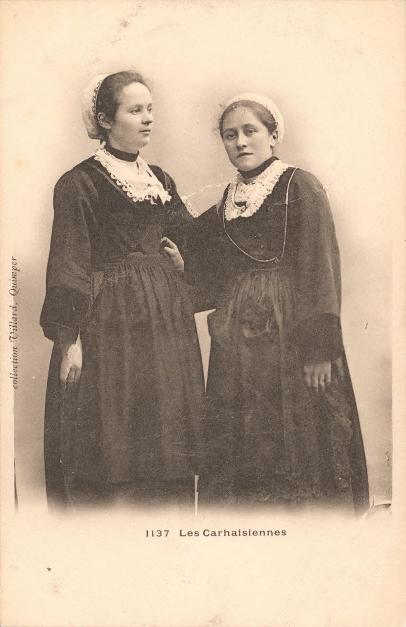 carte postale LES CARHAISIENNES Finistère 1903 019051 Photo
