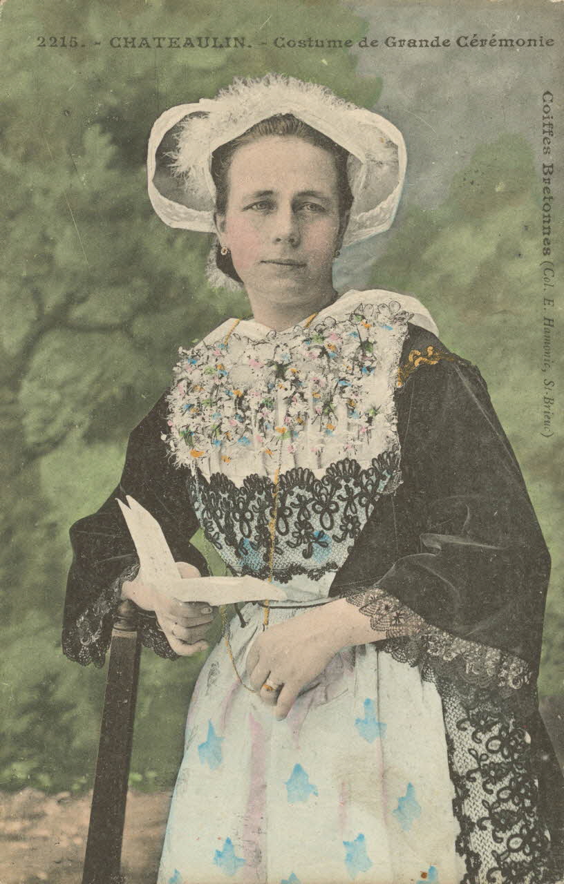 carte postale COSTUME DE GRANDE CEREMONIE Finistère 1919 019070 Photo