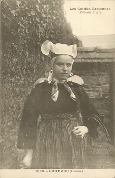 carte postale LES COIFFES BRETONNES Finistère 1903-1920 019266 Photo