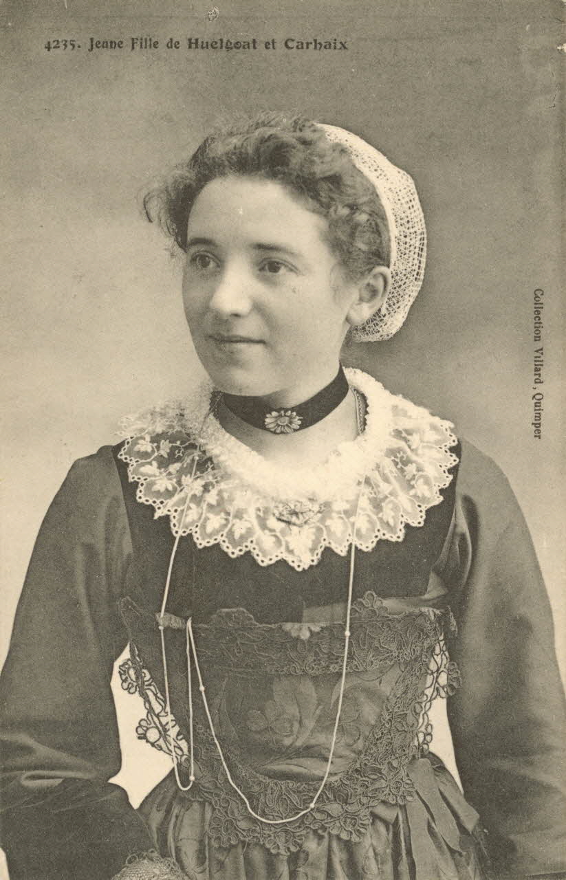 carte postale JEUNE FILLE DE HUELGOAT Finistère 1903-1920 019281 Photo