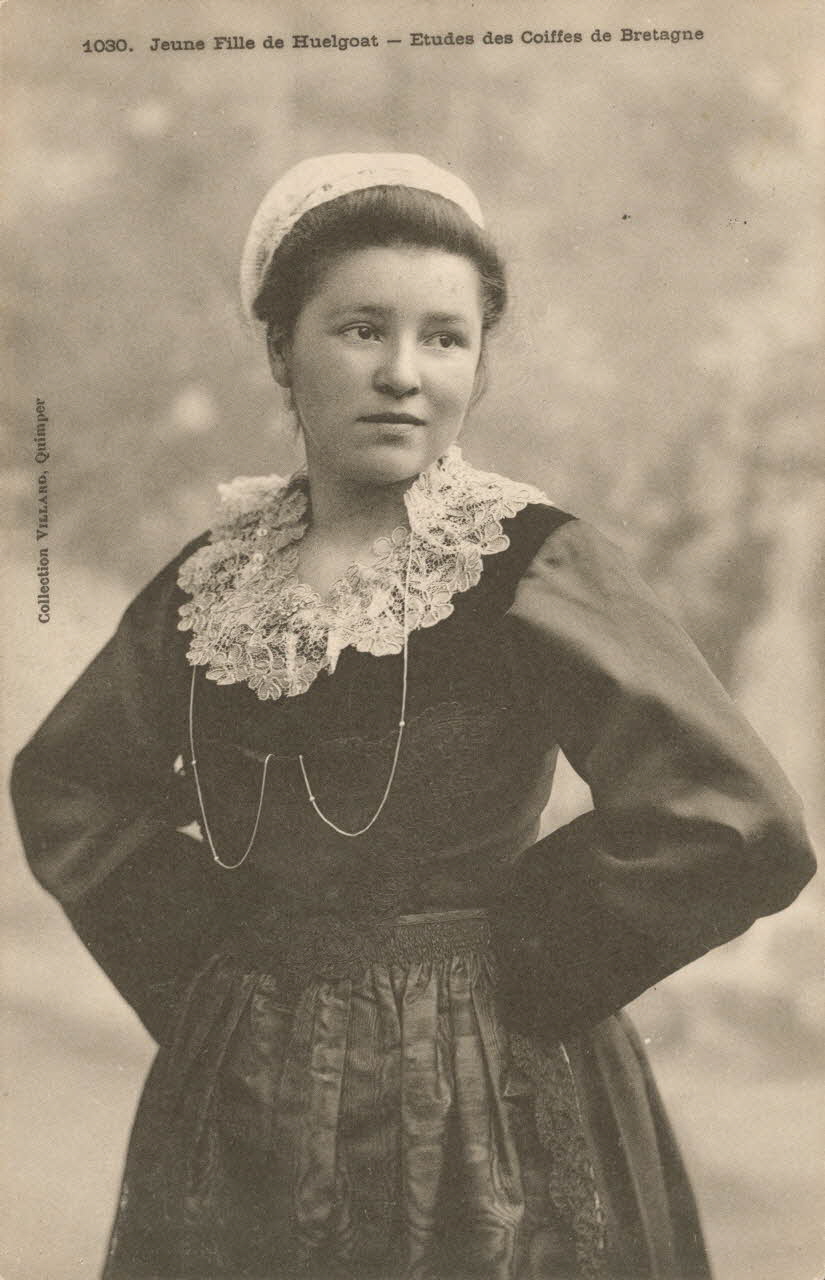 carte postale JEUNE FILLE DE HUELGOAT Finistère 1903 019286 Photo
