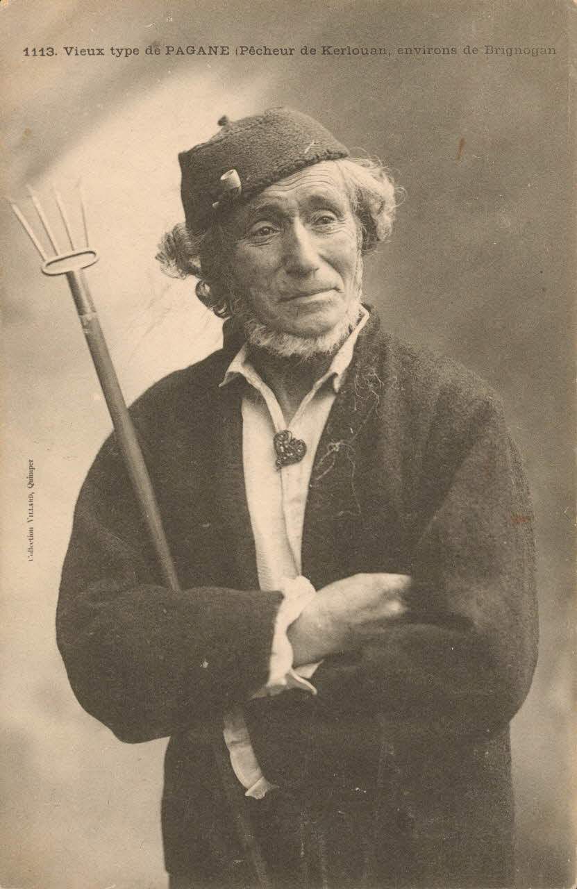 carte postale PECHEUR DE KERLOUAN Finistère 1903-1920 019333 Photo