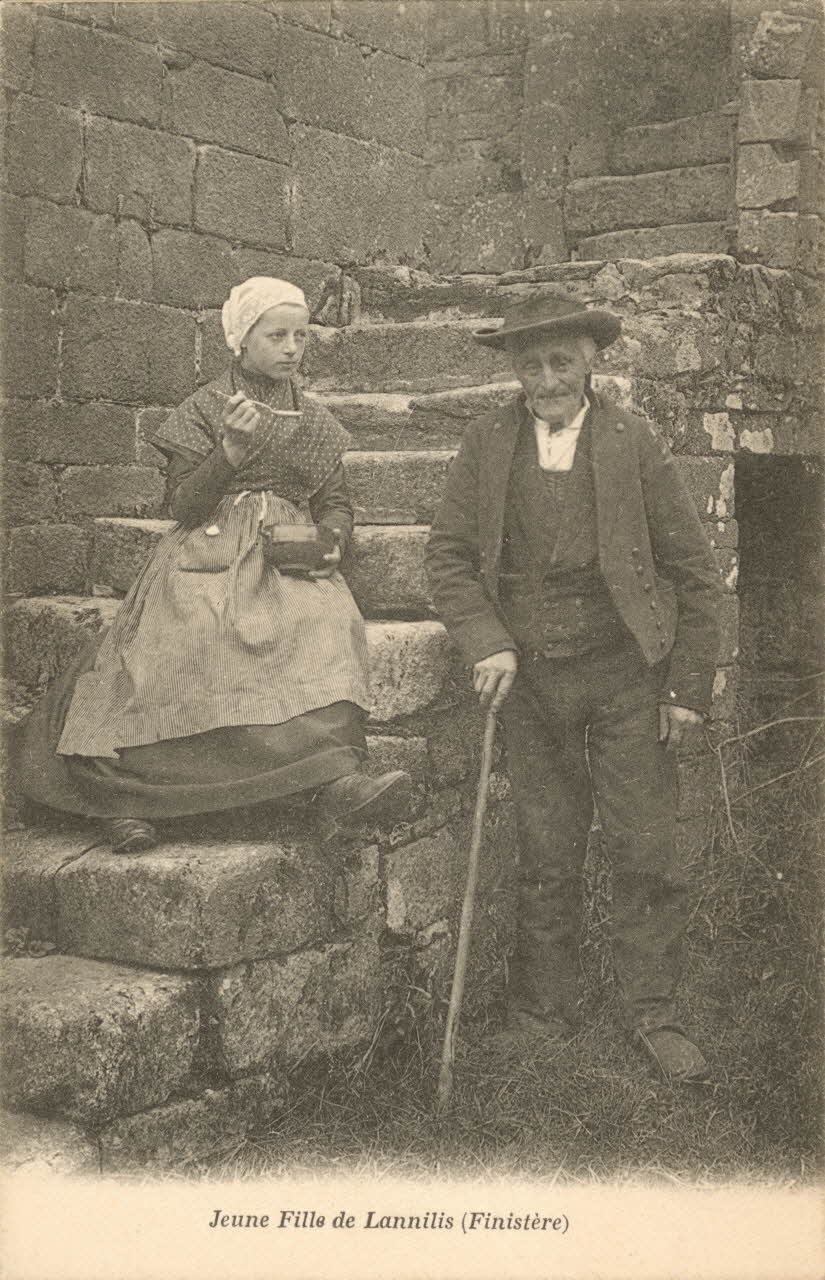 carte postale JEUNE FILLE Finistère 1903 019348 Photo