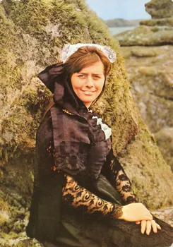 carte postale COSTUME OUESSANTIN Finistère 1950 019415 Photo