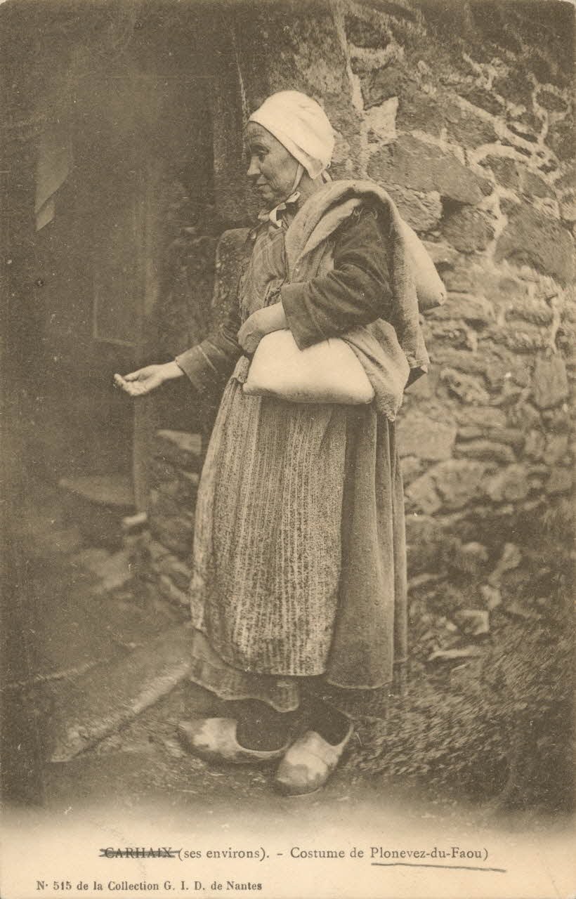 carte postale COSTUME DE PLOVENEZ-DU-FAOU Finistère 1903 019461 Photo