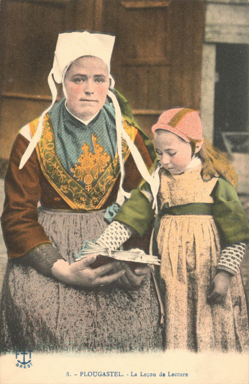 carte postale LA LECON DE LECTURE Finistère 1903-1920 019486 Photo