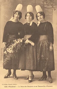 carte postale LA REINE DES BRUYERES Finistère 1903-1920 019552 Photo