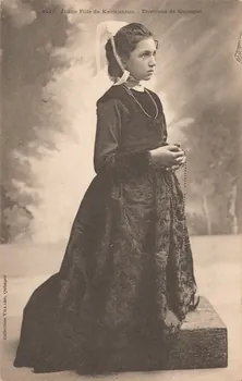 carte postale JEUNE FILLE DE KERFEUNTEN Finistère 1903-1920 019767 Photo
