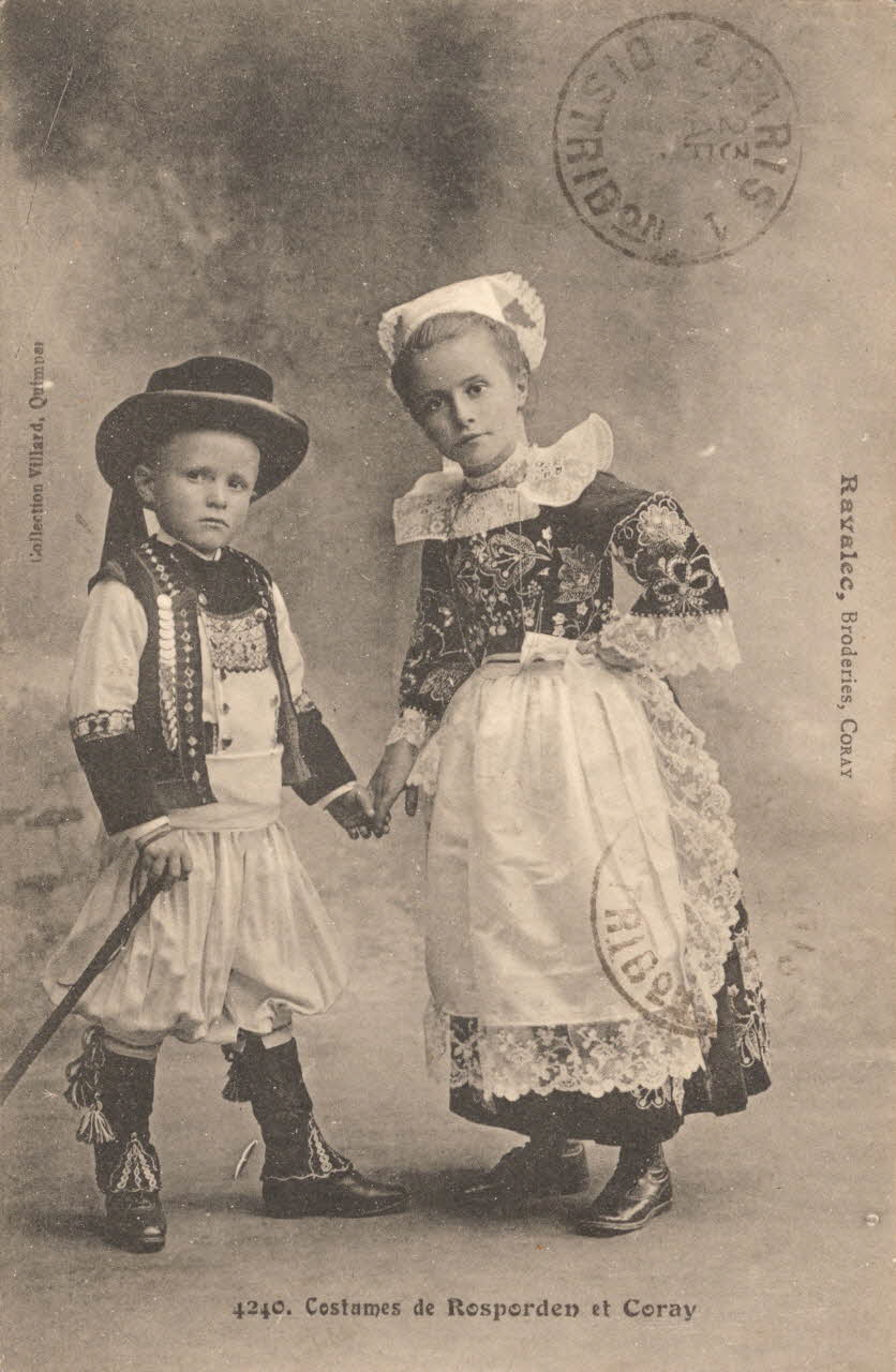 carte postale COSTUMES DE ROSPORDEN Finistère 1919 019827 Photo