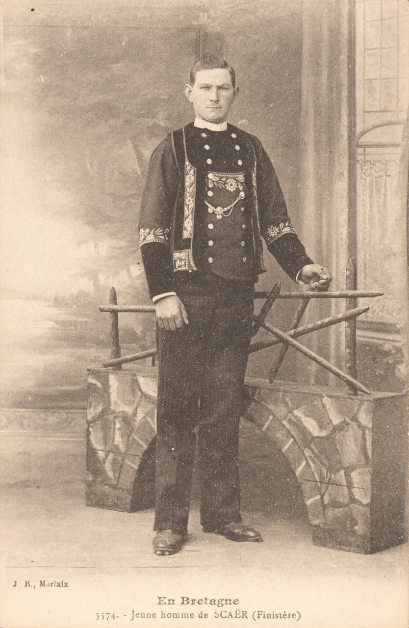carte postale JEUNE HOMME DE SCAER Finistère 1903-1920 019901 Photo