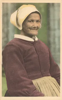 carte postale COSTUME DE FEMME DU CAP SIZUN Finistère 1903-1920 019921 Photo