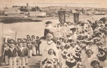 carte postale PROCESSION DE LA BENEDICTION Finistère 1903-1920 020015  Photo