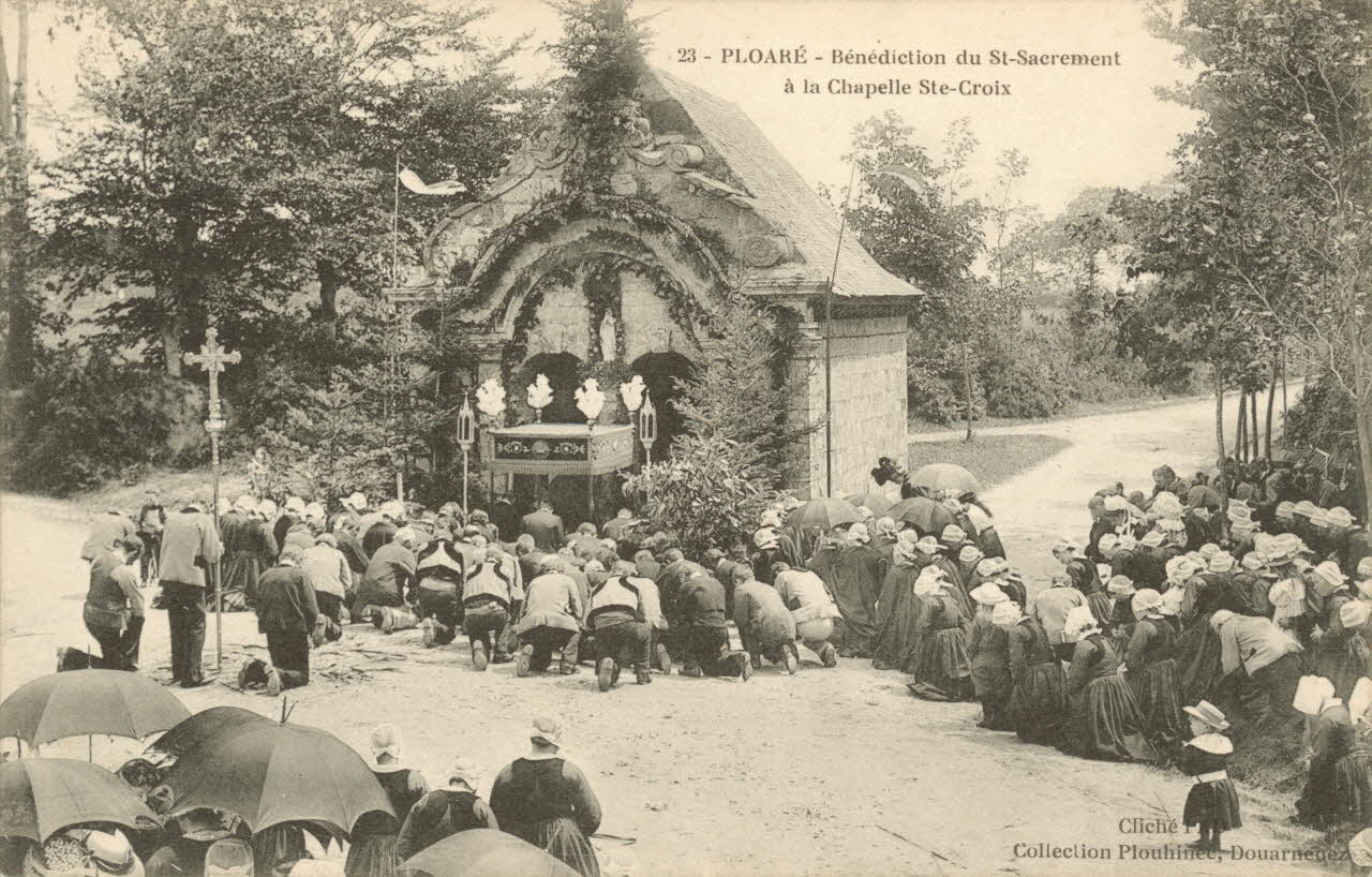 carte postale BENEDICTION ST SACREMENT Finistère 1903-1920 020017 Photo