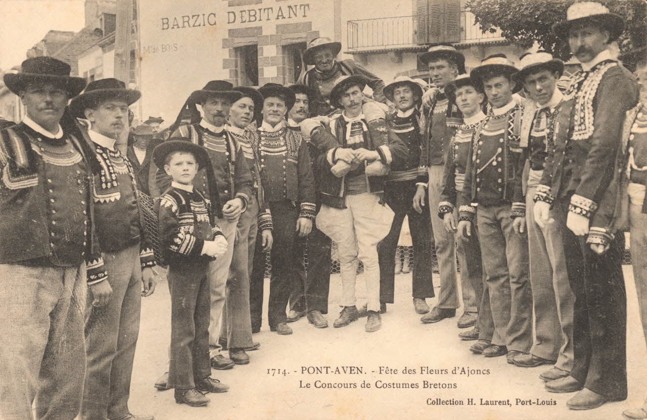 carte postale FETE DES FLEURS D'AJONCS Finistère 1903-1920 020040 Photo