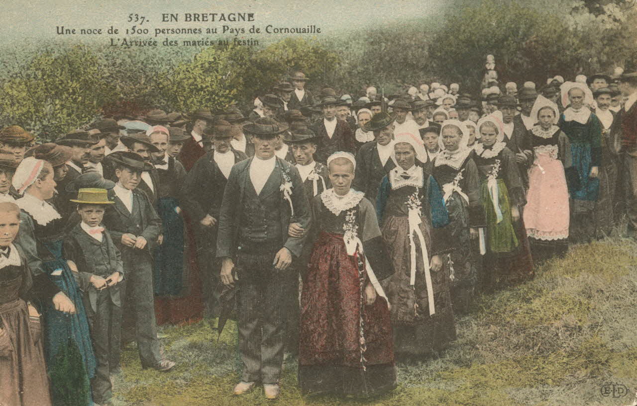 carte postale ARRIVEE DES MARIES AU FESTIN 1903-1920 020100 Photo