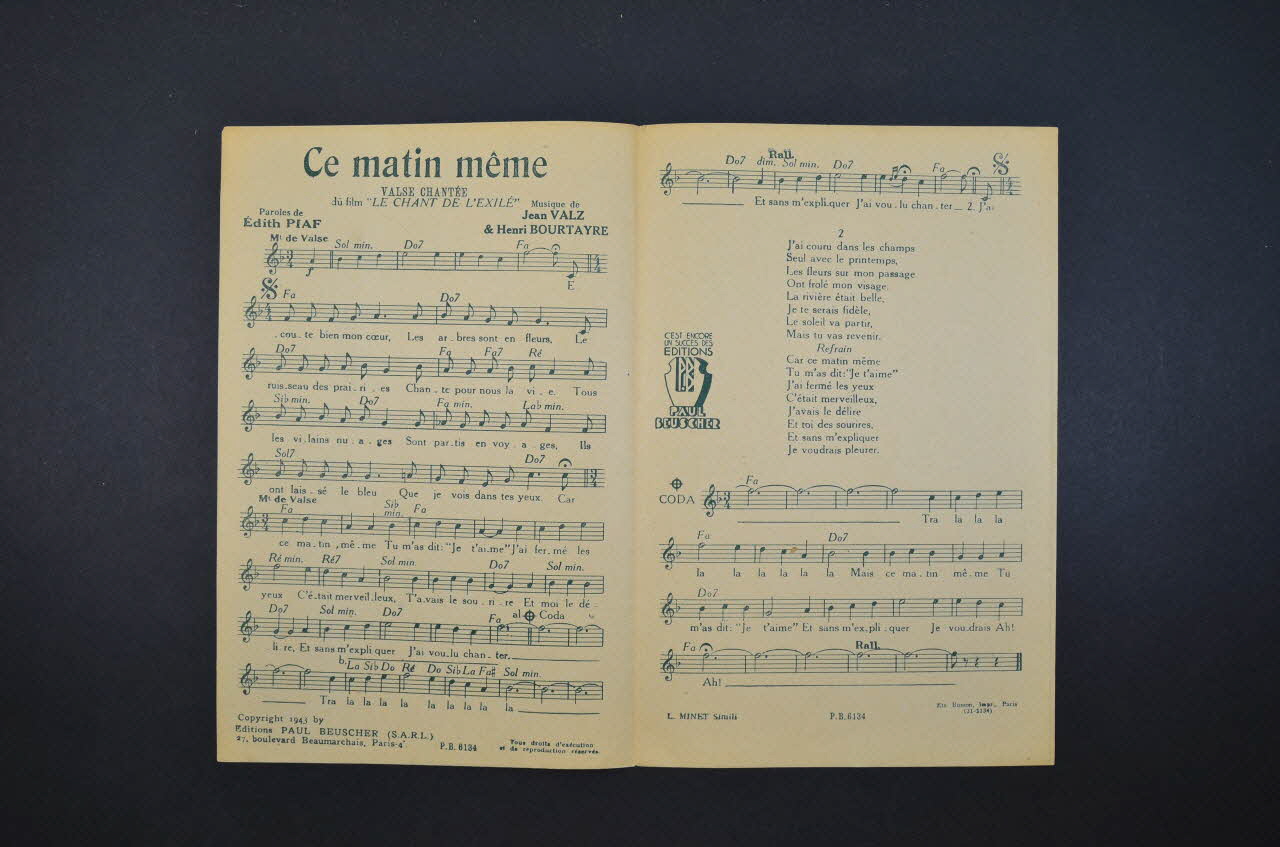 Edith Piaf ; Jean Vals ; Tino Rossi ; Paul Beuscher, Editions chanson petit format 1943 1969.88.31 Photo Mucem