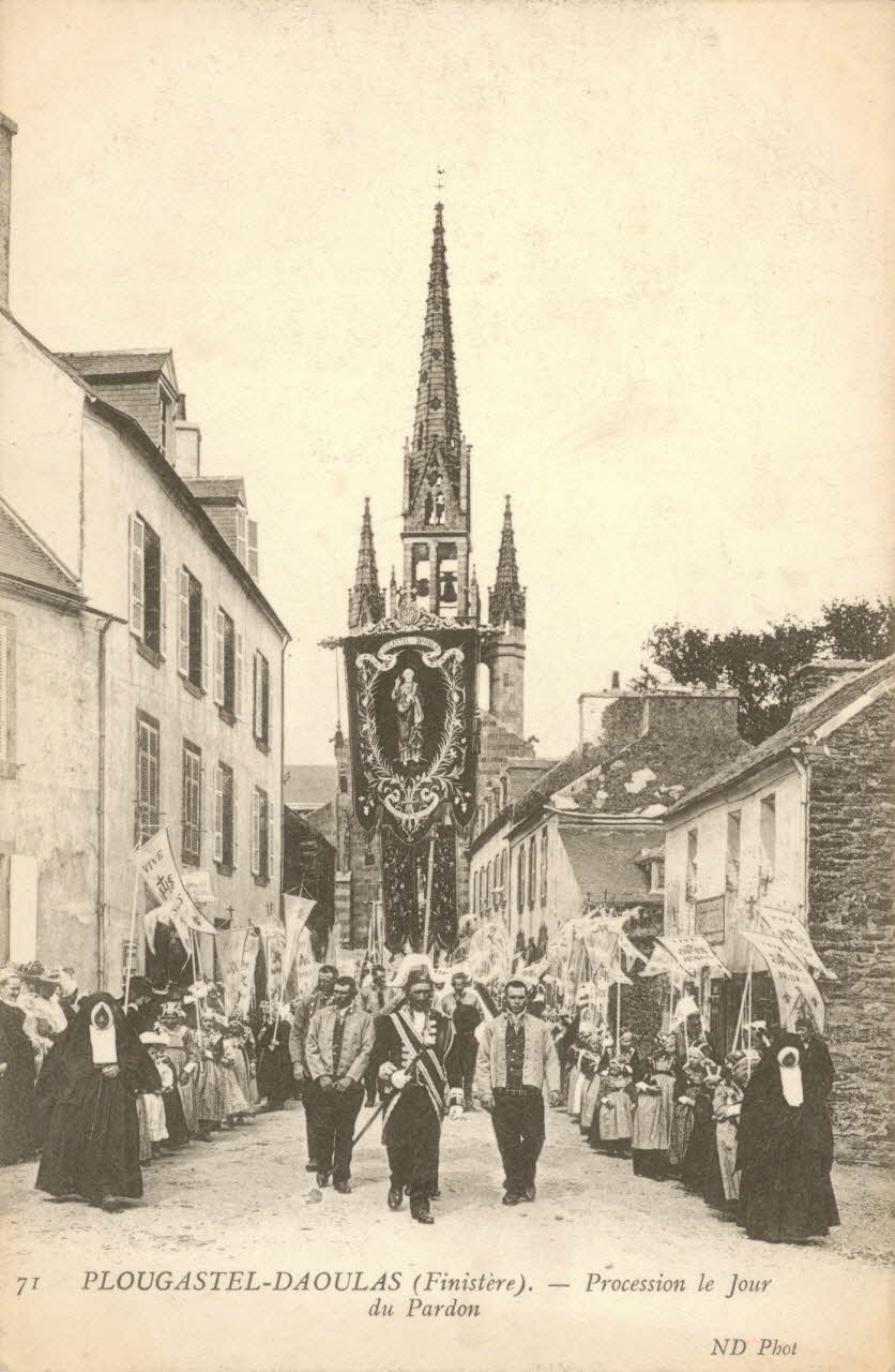 carte postale PROCESSION LE JOUR DU PARDON Finistère 1903-1920 020294 Photo