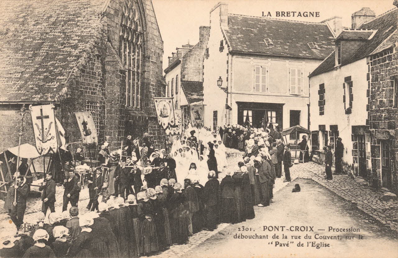 carte postale PROCESSION DE LA RUE DU COT Finistère 1903-1920 020303 Photo