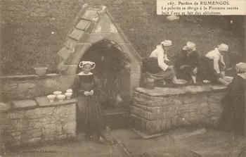 carte postale LE PELERIN BOIT L'EAU, ABLUTIONS Finistère 1903-1920 020325 Photo