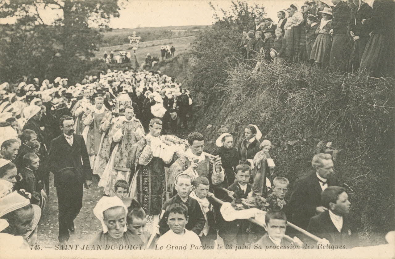 carte postale LE GRAND PARDON, PROCESSION Finistère 1903-1920 020341 Photo