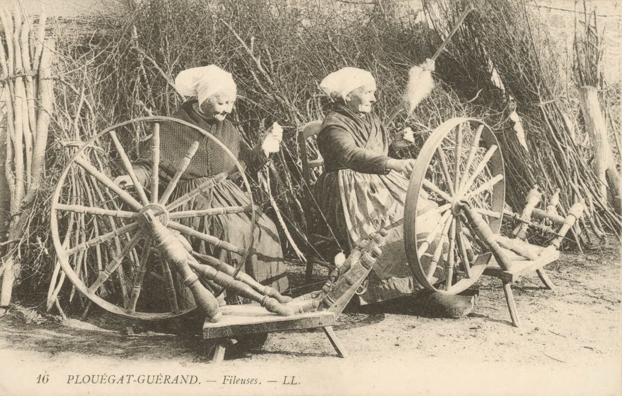 carte postale FILEUSES Finistère 1903-1950 020374 Photo