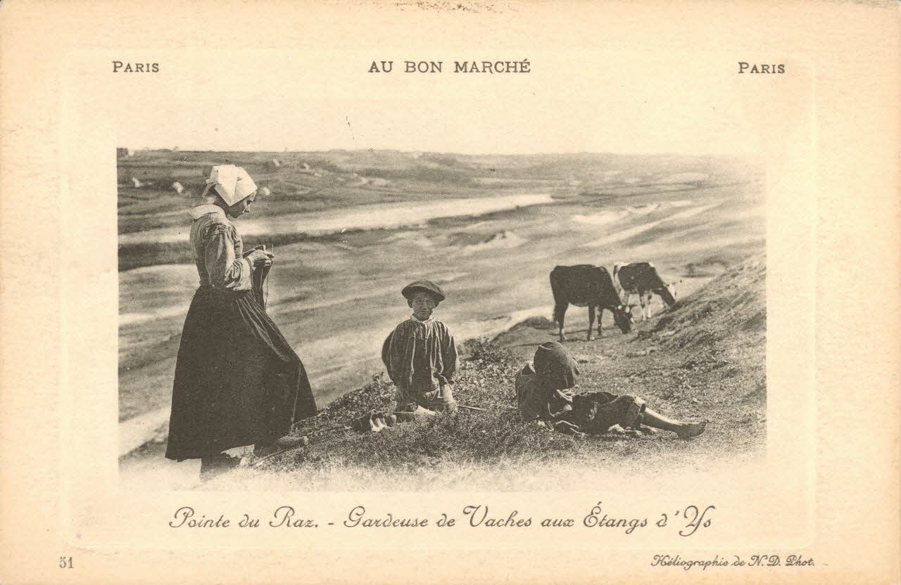 carte postale GARDEUSE DE VACHES AUX ETANGS D'YS Finistère 1903-1920 020400 Photo