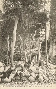 carte postale SABOTIERS CAMPES DANS LA FORET Finistère 1903-1920 020432 Photo