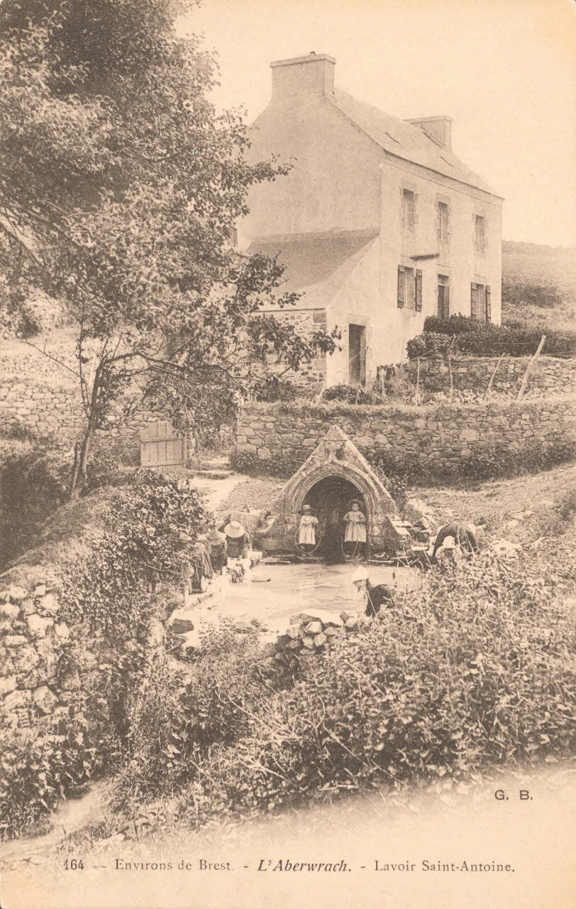 carte postale L'ABERWRACH LAVOIR SAINT-ANTOINE Finistère 1903-1950 020482  Photo