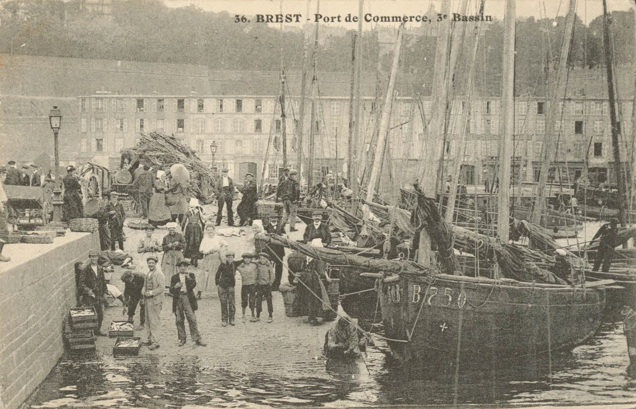 carte postale PORT DE COMMERCE. 3EME BASSIN Finistère 1912 020527 Photo