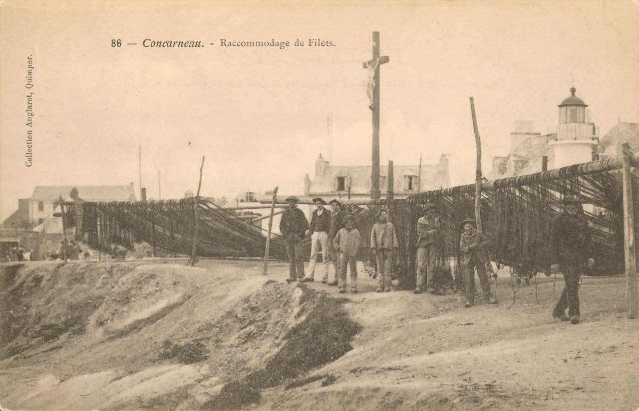 carte postale RACCOMMODAGE DE FILETS Finistère 1903-1920 020574 Photo