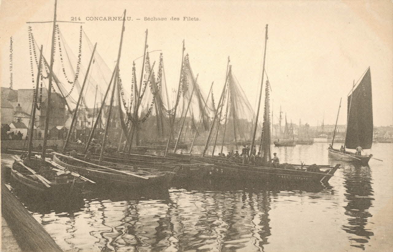 carte postale CONCARNEAU. SECHAGE DES FILETS Finistère 1903 020575 Photo