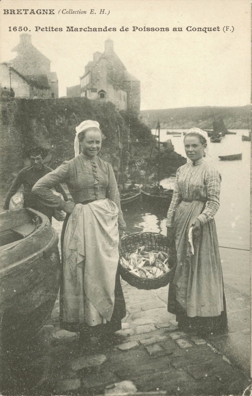 carte postale PETITES MARCHANDES DE POISSONS Finistère 1903-1920 020587 Photo