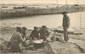 carte postale PECHEURS MANGEANT LA CAUTRIADE Finistère 1903-1920 020626 Photo