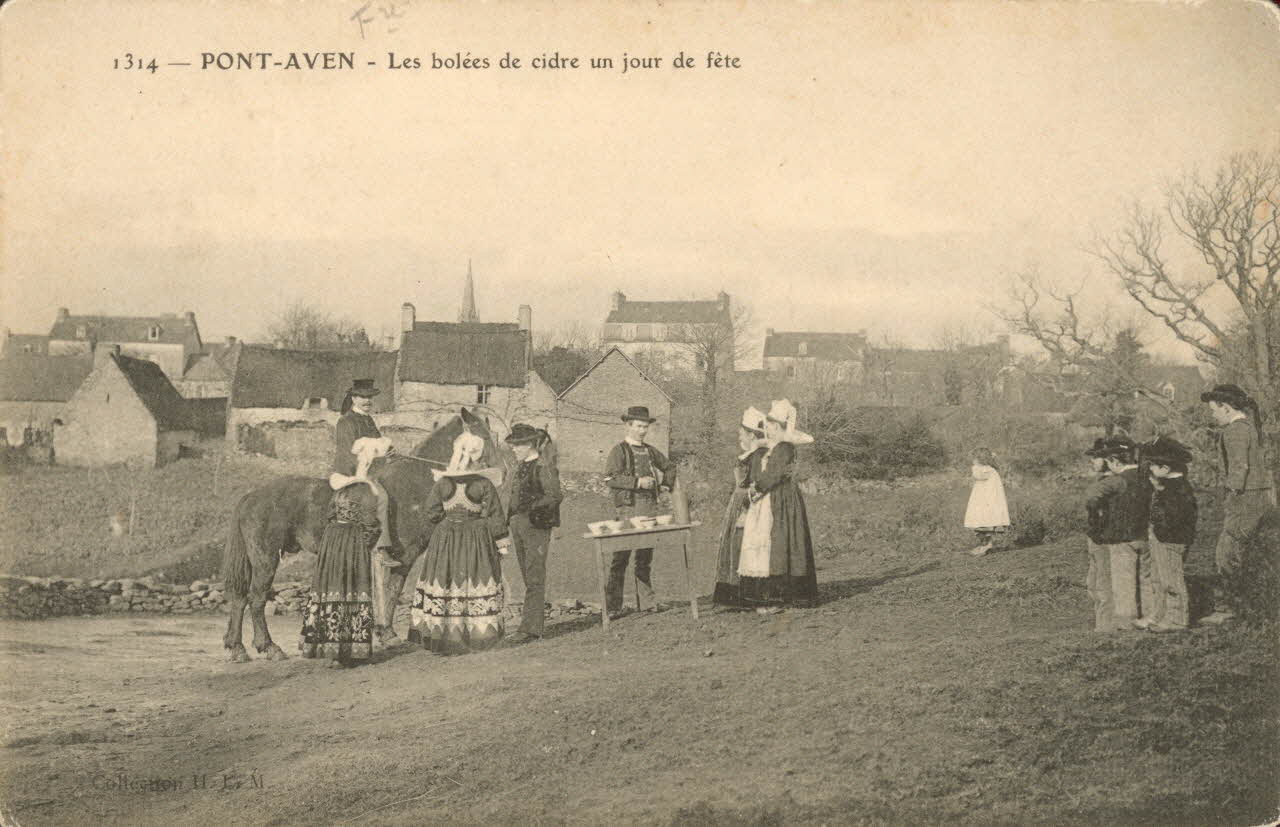carte postale BOLEES DE CIDRE UN JOUR DE FETE Finistère 1903-1920 020693 Photo