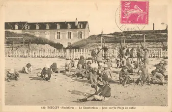 carte postale JEUX SUR LA PLAGE DE SABLE Finistère 1933 020705 Photo