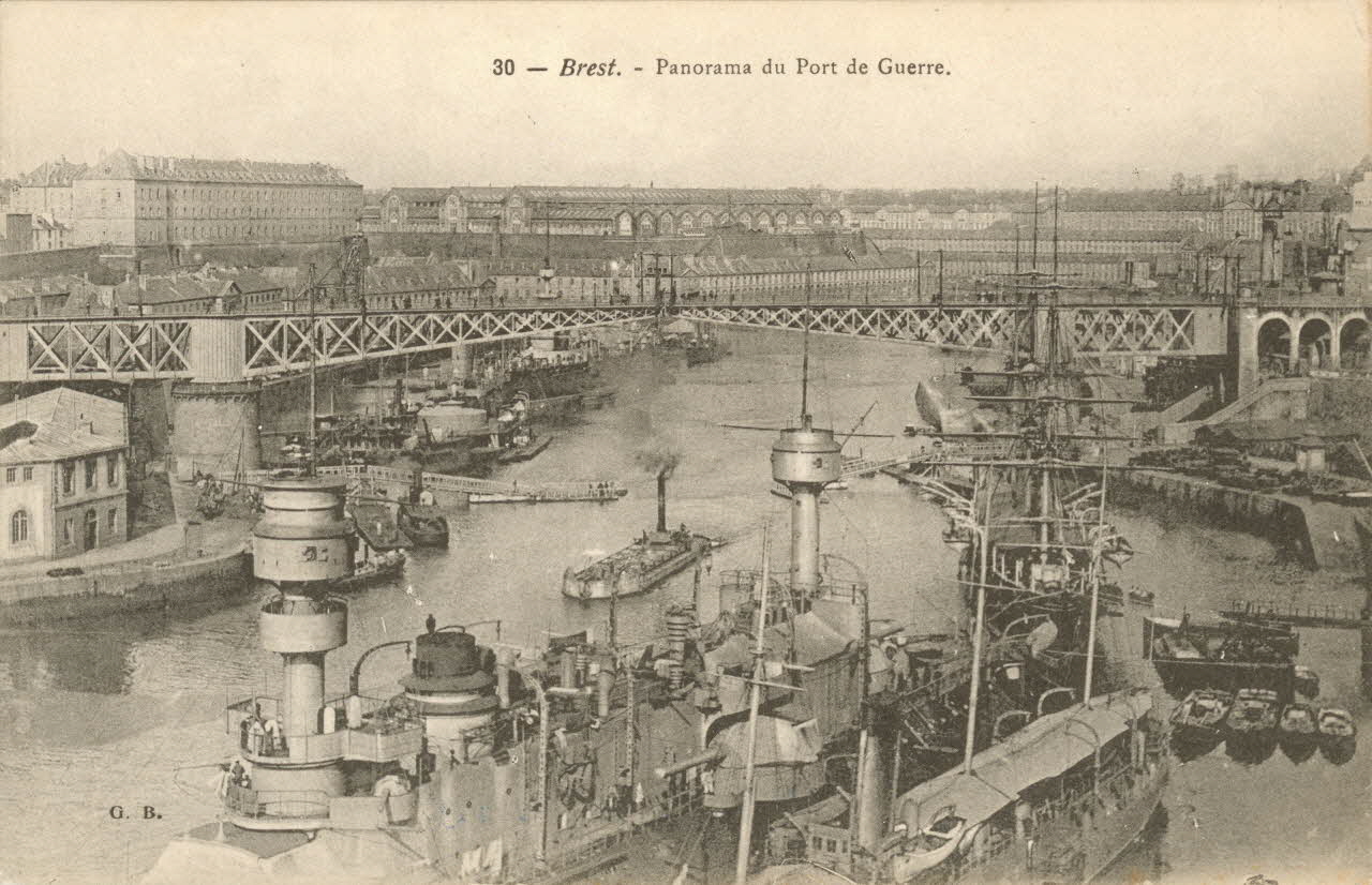 carte postale PANORAMA DU PORT DE GUERRE Finistère 1903-1920 021517 Photo