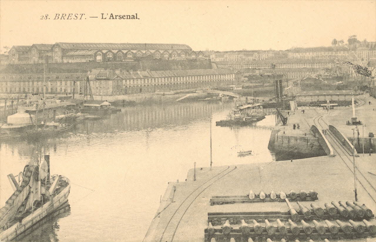 carte postale L'ARSENAL Finistère 1903-1920 021518 Photo