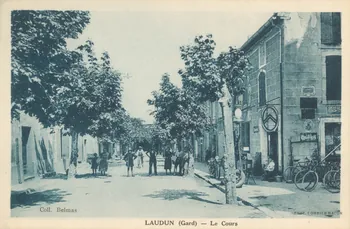 carte postale LE COURS Gard 1921-1950 021873  Photo