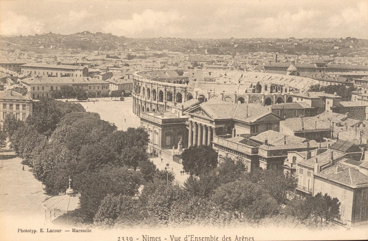 carte postale VUE D'ENSEMBLE DES ARENES Gard 1903-1920 021875 Photo