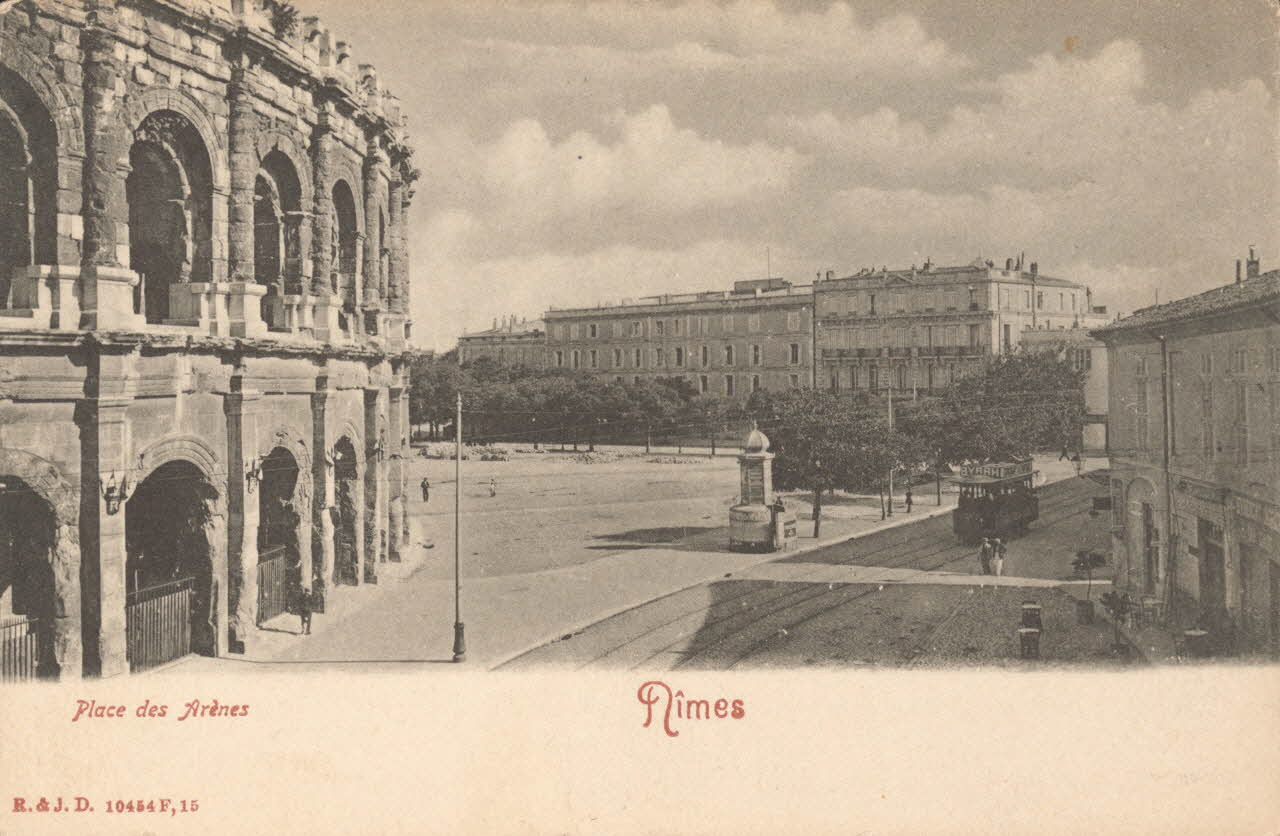 carte postale PLACE DES ARENES Gard 1903 021876 Photo