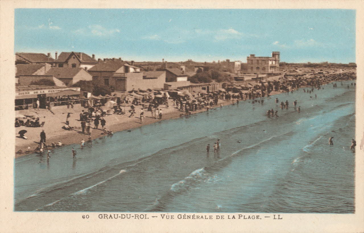 carte postale VUE GENERALE DE LA PLAGE Gard 1921-1950 021914 Photo