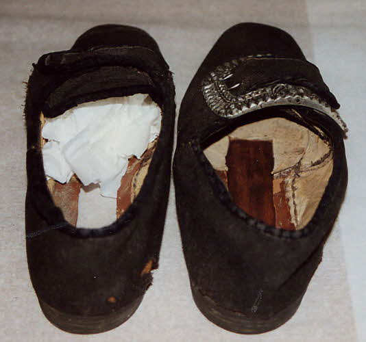 chaussure de femme Haute-Normandie, France 1809-1819 1898.12.18.1-2 Photo