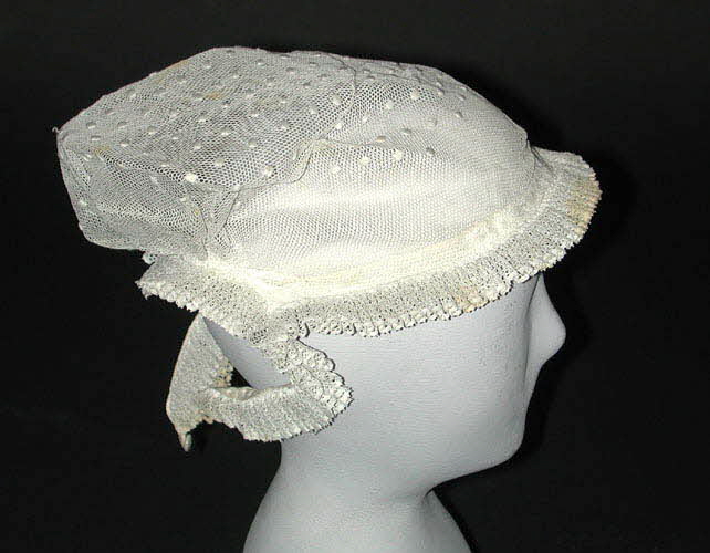 bonnet de femme 1939.14.17.6 Photo