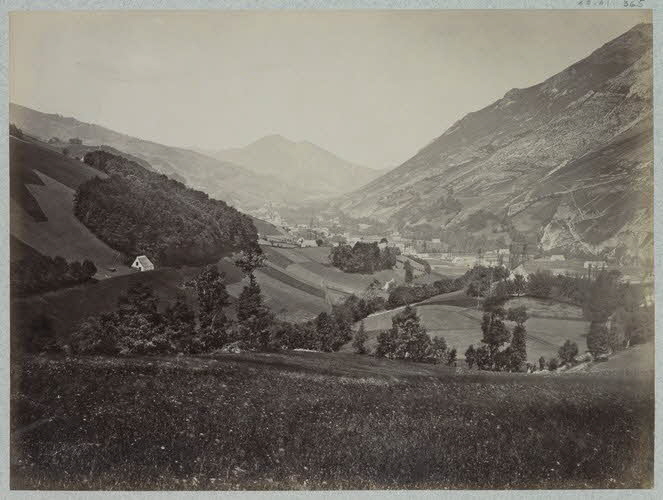 J. Levy photographie Album n°3 du Musée d'ethnographie du Trocadéro Midi-Pyrénées, France 1875-1899 Ph.1944.41.365 Photo