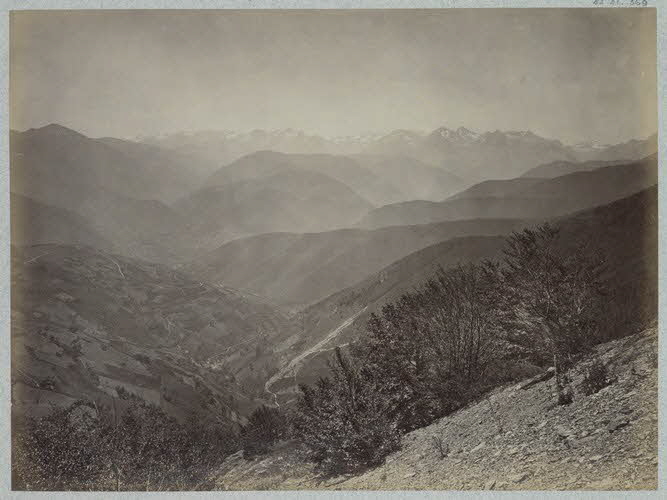 J. Levy photographie Album n°3 du Musée d'ethnographie du Trocadéro Midi-Pyrénées, France 1875-1899 Ph.1944.41.369 Photo