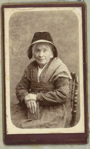 Alfred Gendraud photographie Album n°1 du Musée d'ethnographie du Trocadéro Auvergne, France 1875-1899 Ph.1944.41.37 Photo