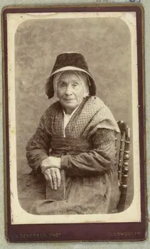 Alfred Gendraud photographie Album n°1 du Musée d'ethnographie du Trocadéro Auvergne, France 1875-1899 Ph.1944.41.37  Photo Mucem/Gendraud, Alfred