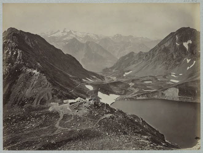 J. Levy photographie Album n°3 du Musée d'ethnographie du Trocadéro Midi-Pyrénées, France 1875-1899 Ph.1944.41.374 Photo