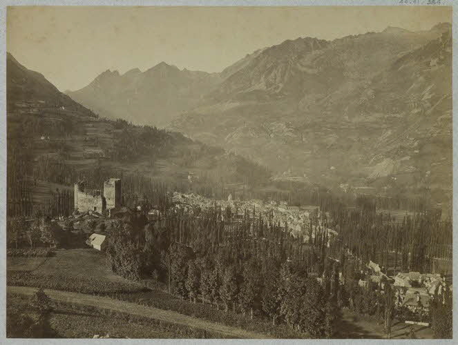 J. Levy photographie Album n°3 du Musée d'ethnographie du Trocadéro Midi-Pyrénées, France 1875-1899 Ph.1944.41.384 Photo