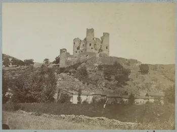 Anonyme photographie Album n°4 du Musée d'ethnographie du Trocadéro Auvergne, France 1875-1899 Ph.1944.41.447 Photo